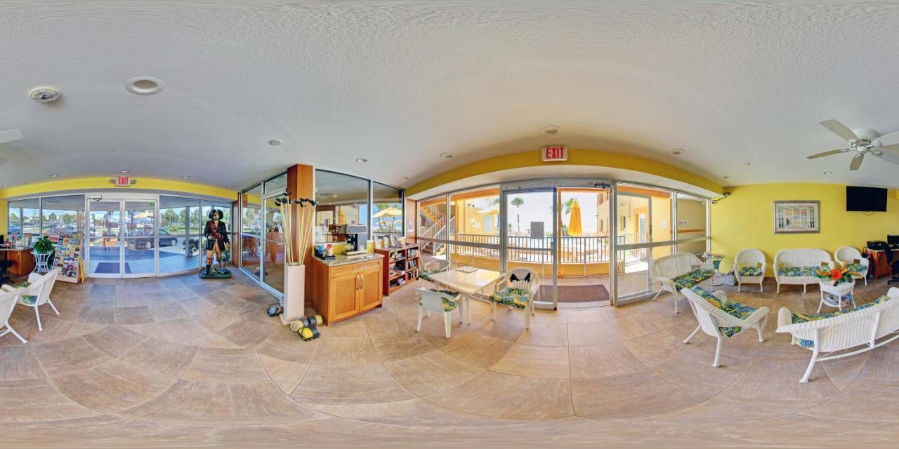 Page Terrace Beachfront Hotel St. Pete Beach Bagian luar foto