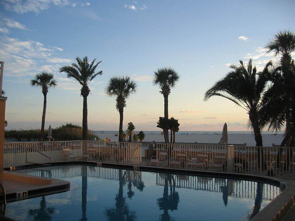 Page Terrace Beachfront Hotel St. Pete Beach Bagian luar foto