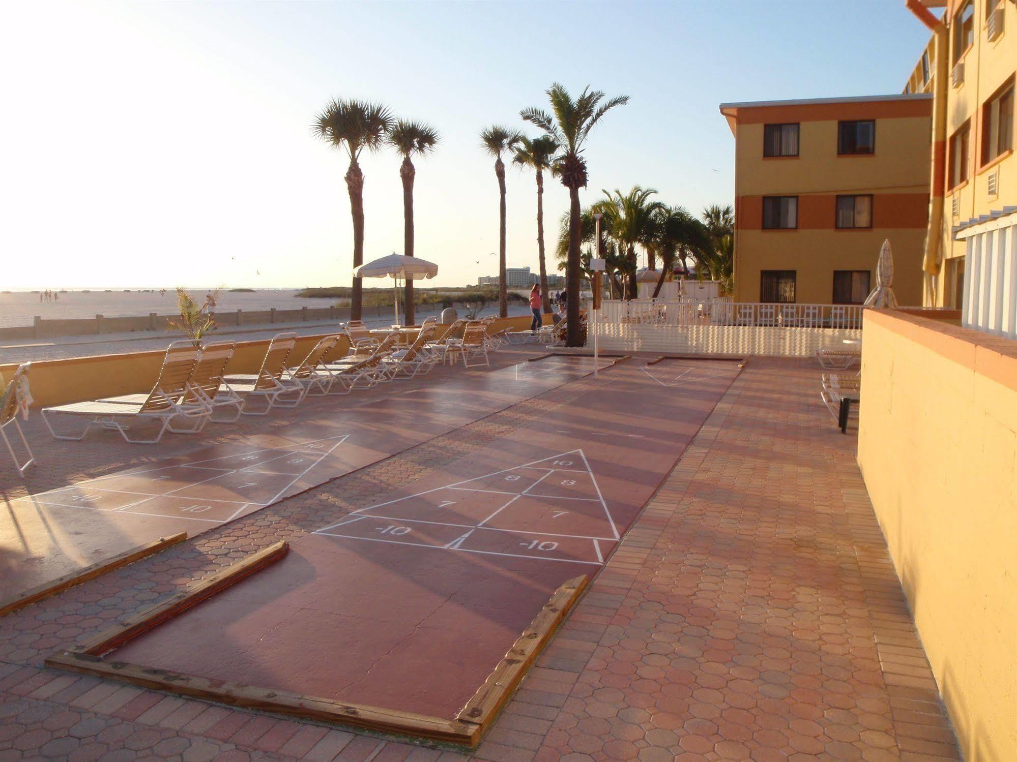 Page Terrace Beachfront Hotel St. Pete Beach Bagian luar foto